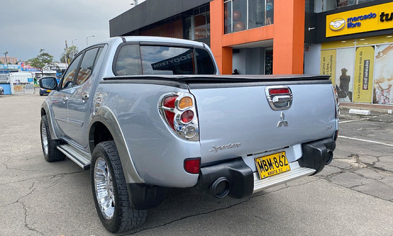Mitsubishi L200  Spo...