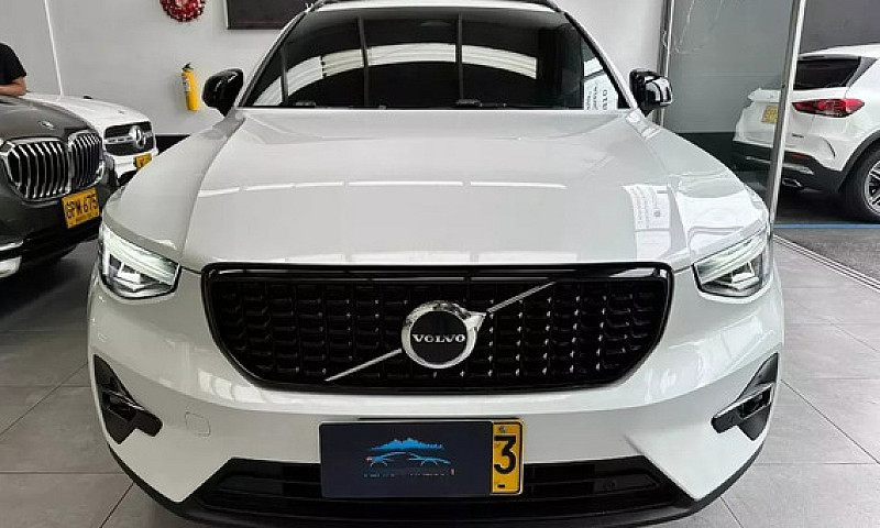 Volvo Xc40 2.0 Hibri...