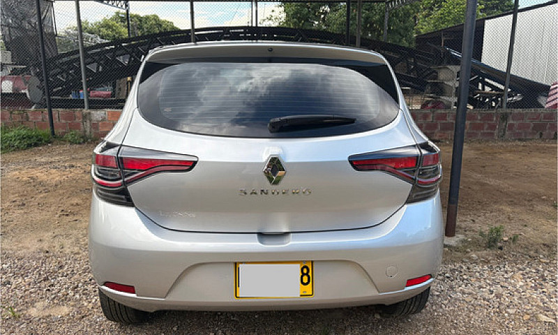 Renault Sandero 1.6 ...
