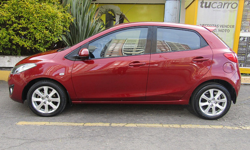 Mazda 2 1.5 15Ha1C...