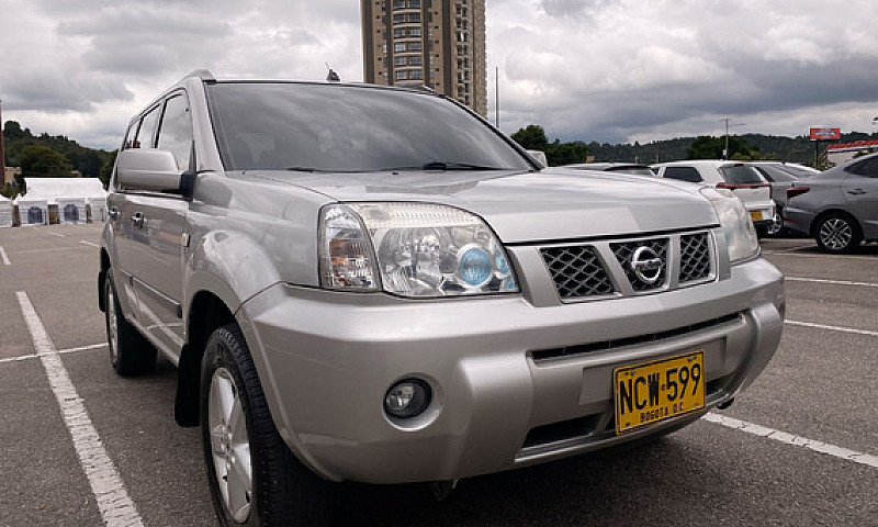Nissan X-Trail 2.5 S...