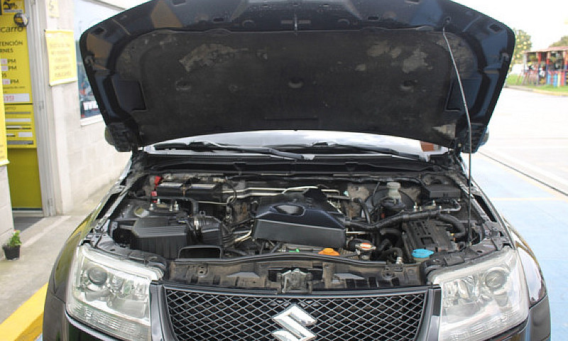 Suzuki Grand Vitara ...
