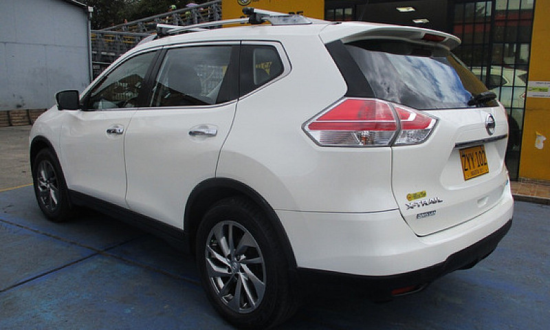 Nissan X-Trail Exclu...