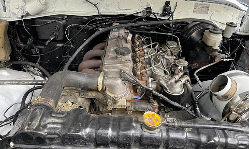 Toyota Land Cruiser ...