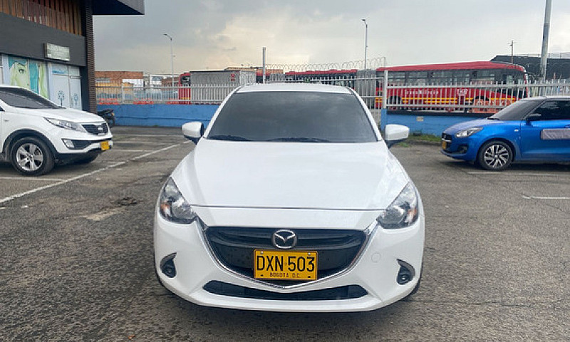 Mazda 2 1.5 Touring ...
