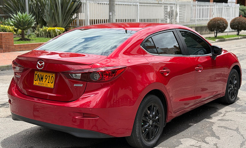Mazda 3 2.0 Touring ...