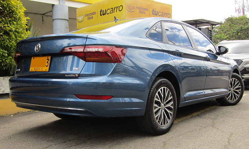 Volkswagen Jetta 1.4...