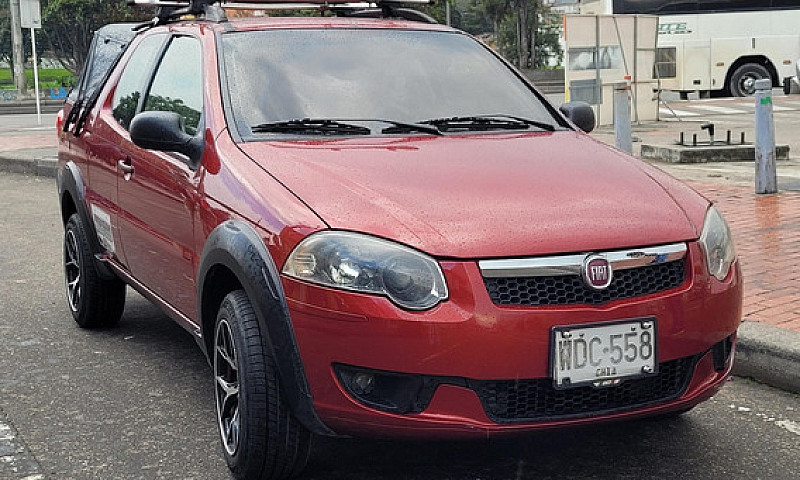 Fiat Strada 1.4 Trek...