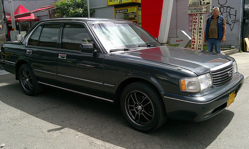 Toyota Crown Super S...