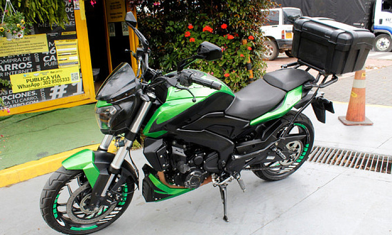 Bajaj Dominar 400 Ug...