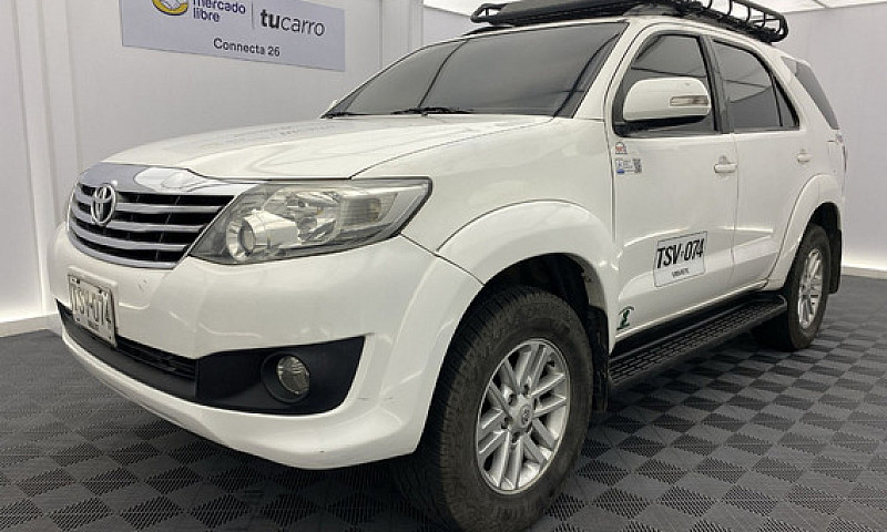 Toyota Fortuner 2.7L...