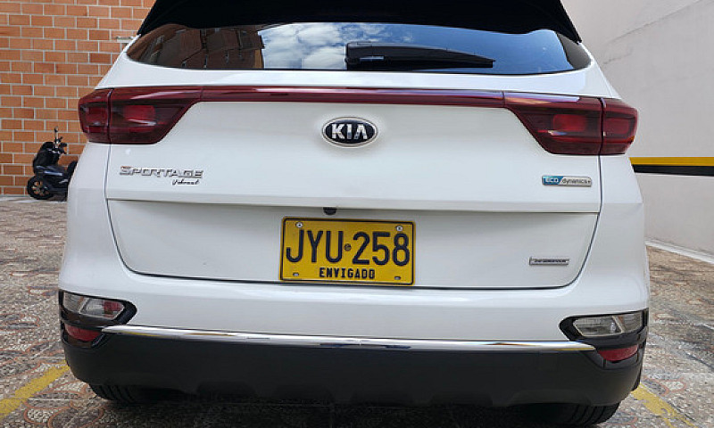 Kia Sportage 4X4 Híb...