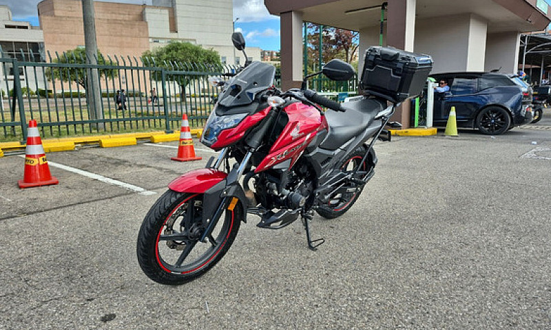 Honda Xblade ...
