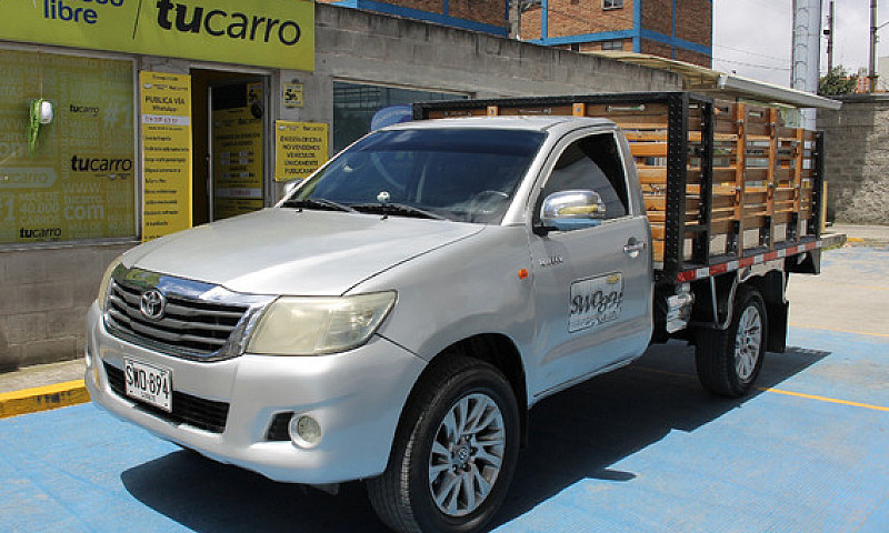 Toyota Hilux 2.5 4X4...