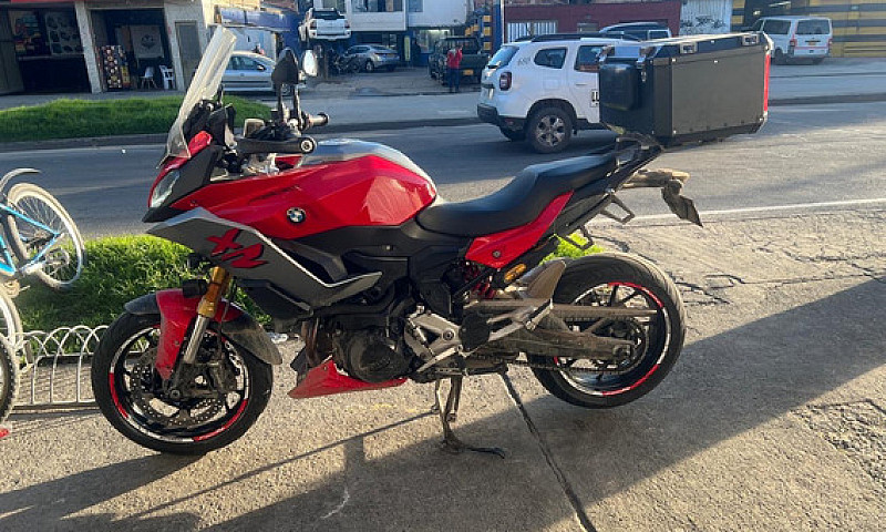 Bmw F900Xr 2022...