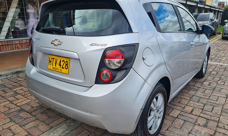 Chevrolet Sonic 1.6C...