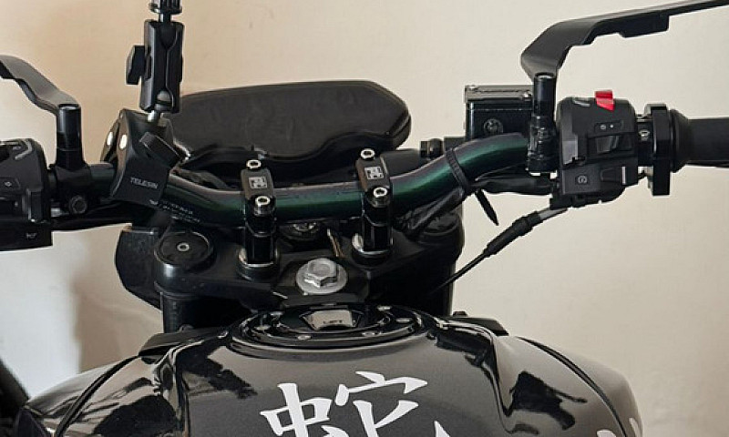 Bajaj Pulsar N250 20...