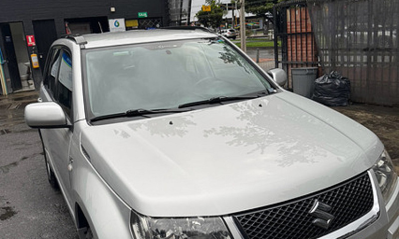 Suzuki Grand Vitara ...