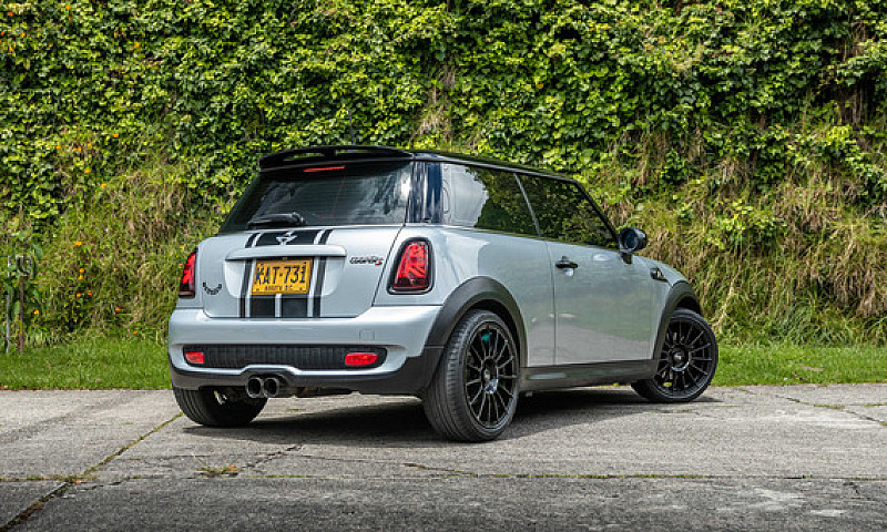 Mini Cooper 1.6 R56 ...