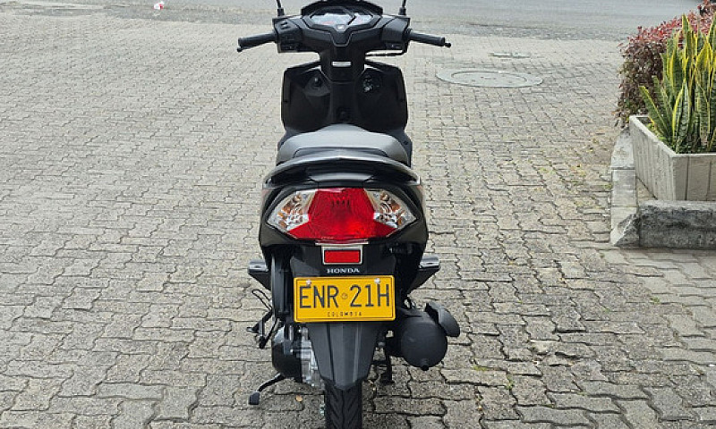 Honda Dio Std 110 20...