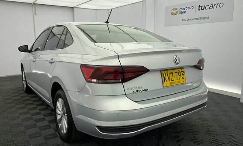 Volkswagen Virtus 1....