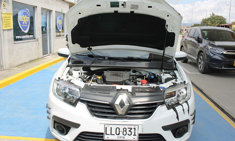 Renault Logan 1.6 Li...