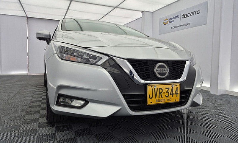 Nissan Versa 1.6 Exc...
