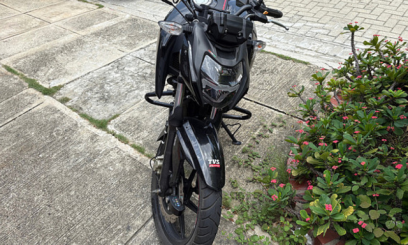 Apache Rtr 160 4V Xc...