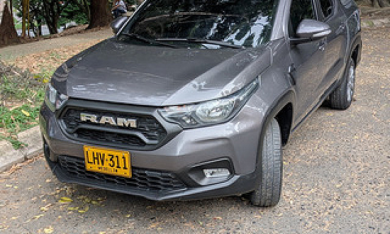Ram 700 1.4 Big Horn...