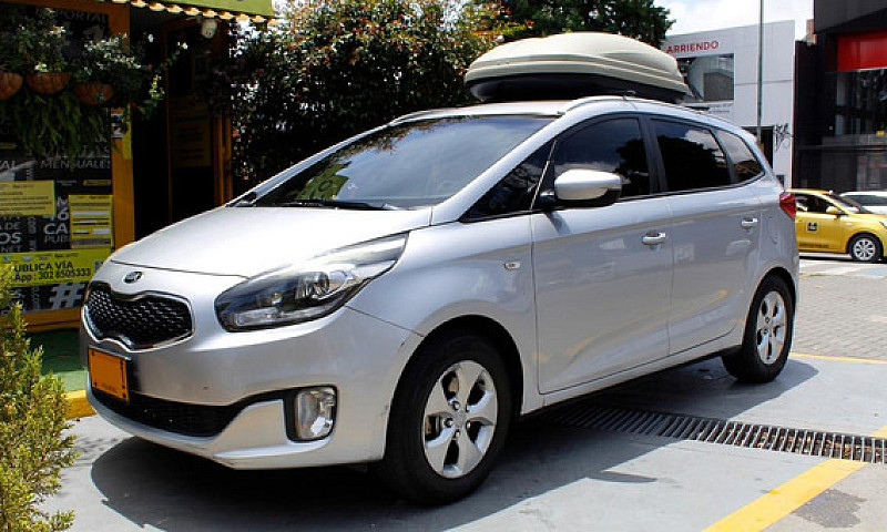 Kia Carens 2.0 Suv E...