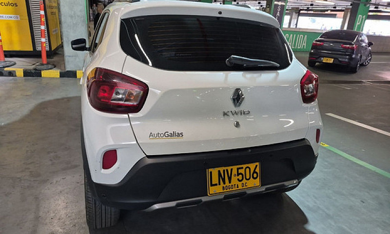 Renault Kwid Outside...
