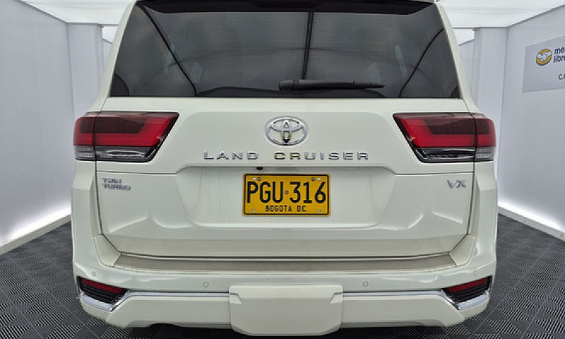 Toyota Land Cruiser ...