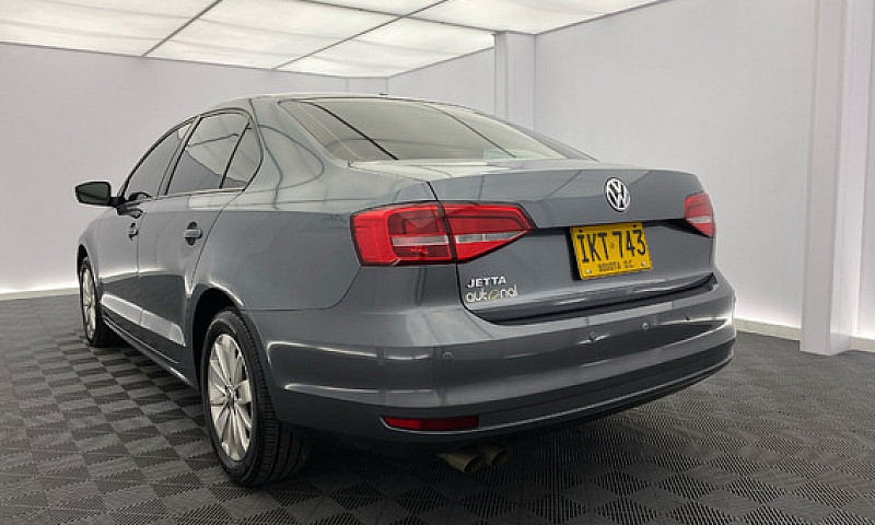 Volkswagen Jetta Com...