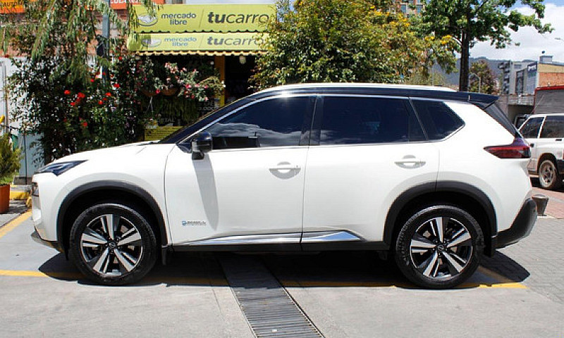 Nissan X-Trail 1.5 E...