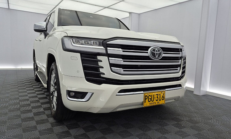 Toyota Land Cruiser ...