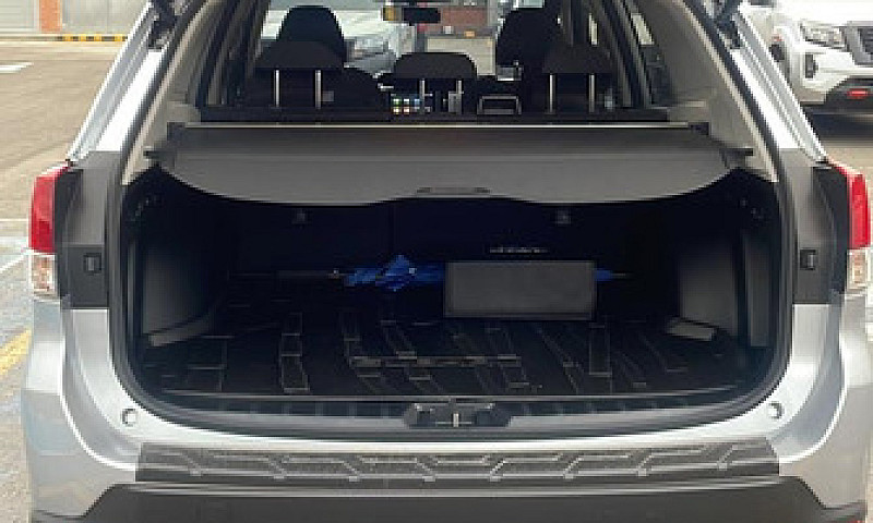 Subaru Forester 2.5 ...
