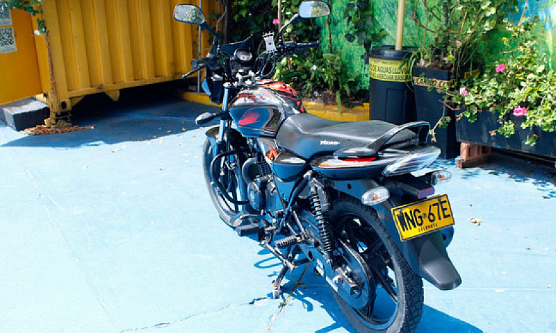 Bajaj Discover 100 S...