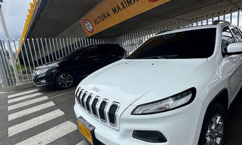 Jeep Cherokee 3.2 Lo...