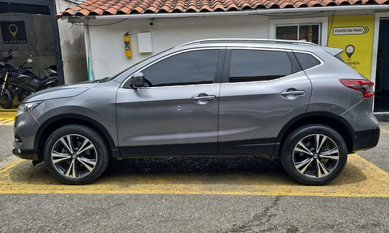 Nissan Qashqai 2.0 A...