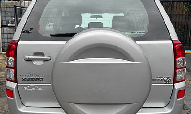 Suzuki Grand Vitara ...