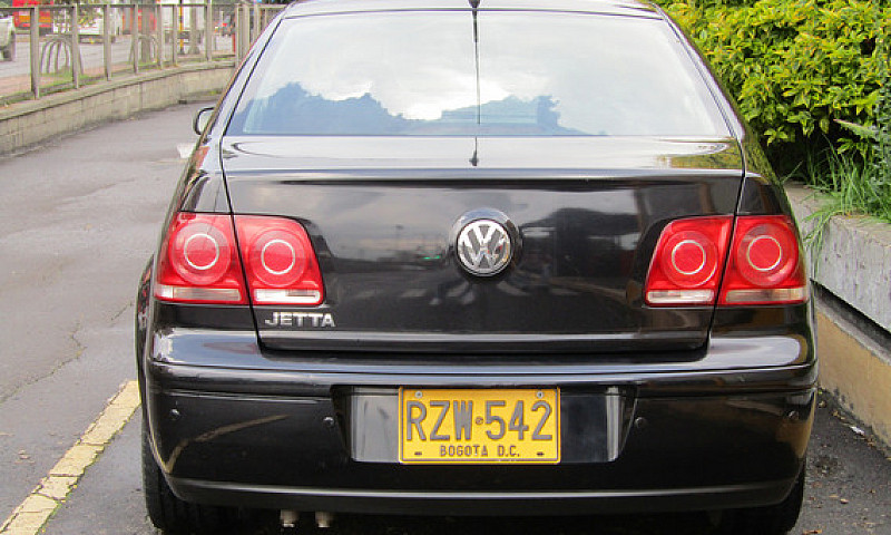 Volkswagen Jetta 2.0...