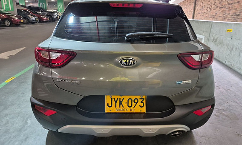 Kia Stonic 1.0 Zenit...