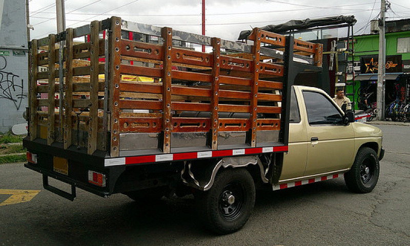 Nissan D21 2.4 4X2...