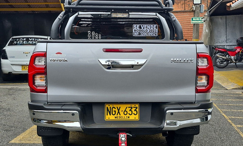 Toyota Hilux 2.4 Mt ...
