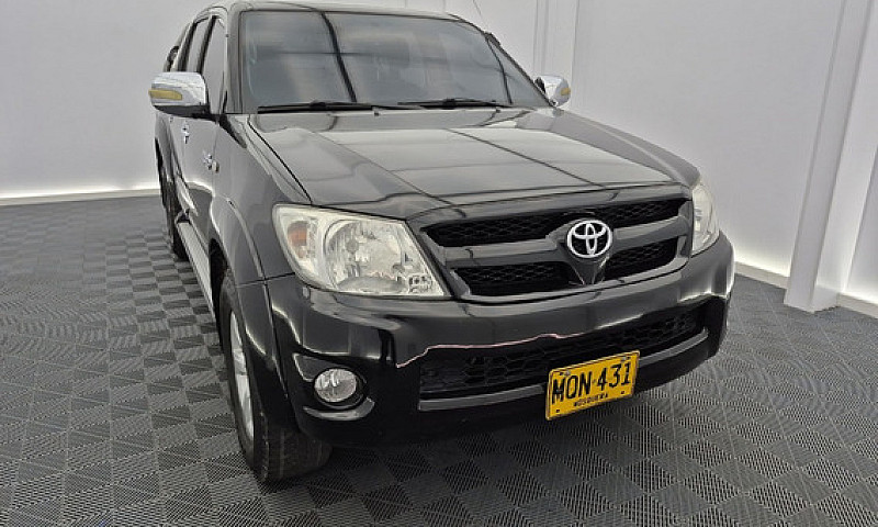 Toyota Hilux 2.7...