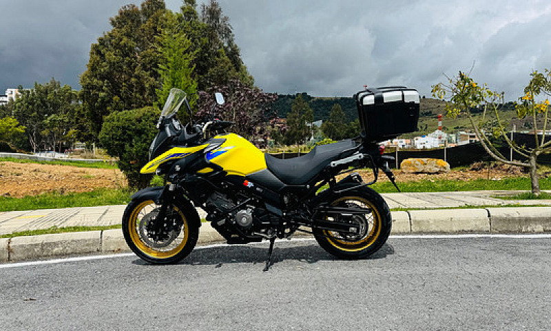 Vstrom Xt...