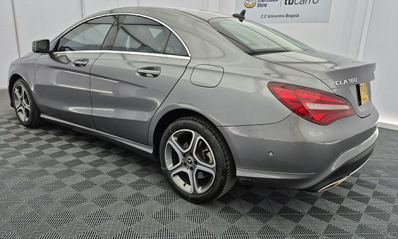 Mercedes-Benz Clase ...