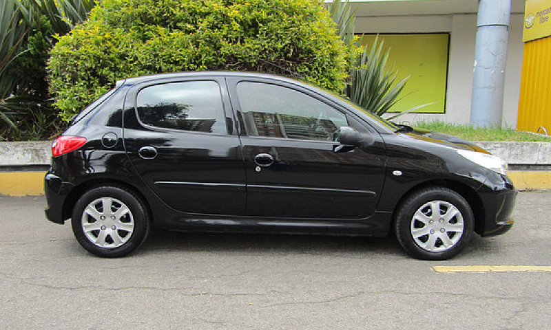 Peugeot 206+ 1.4 Urb...