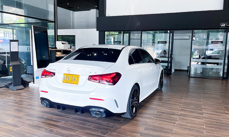 Mercedes Benz A35 Am...