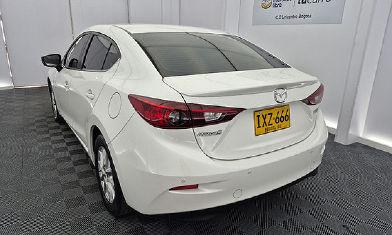 Mazda 3 2.0 Touring ...